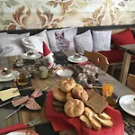 Haus Nohra 住宿加早餐酒店 圣迈克尔隆高