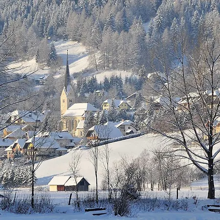 Bed & Breakfast Haus Nohra 3*