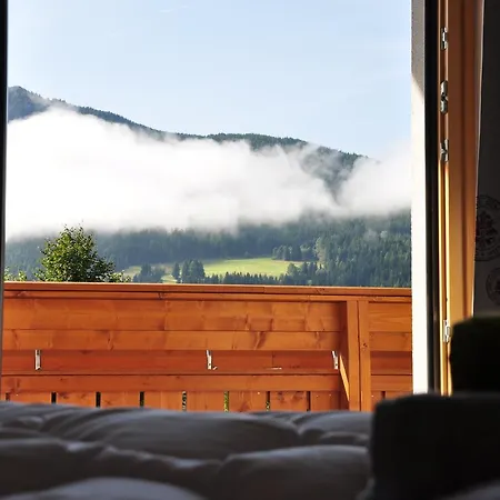 Bed & Breakfast Haus Nohra 3*