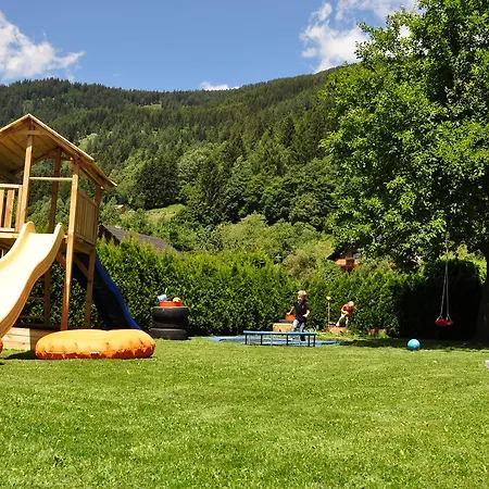 Bed & Breakfast Haus Nohra 3*